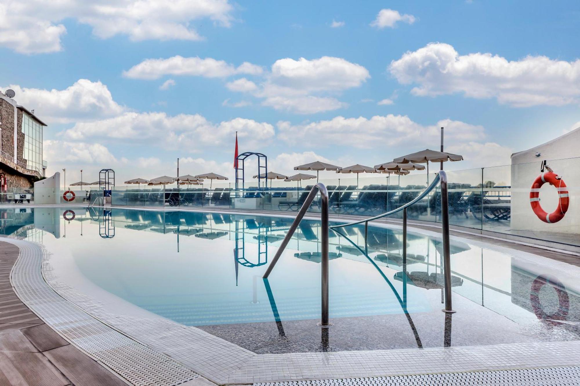 Apart-hotel Club Cala Blanca