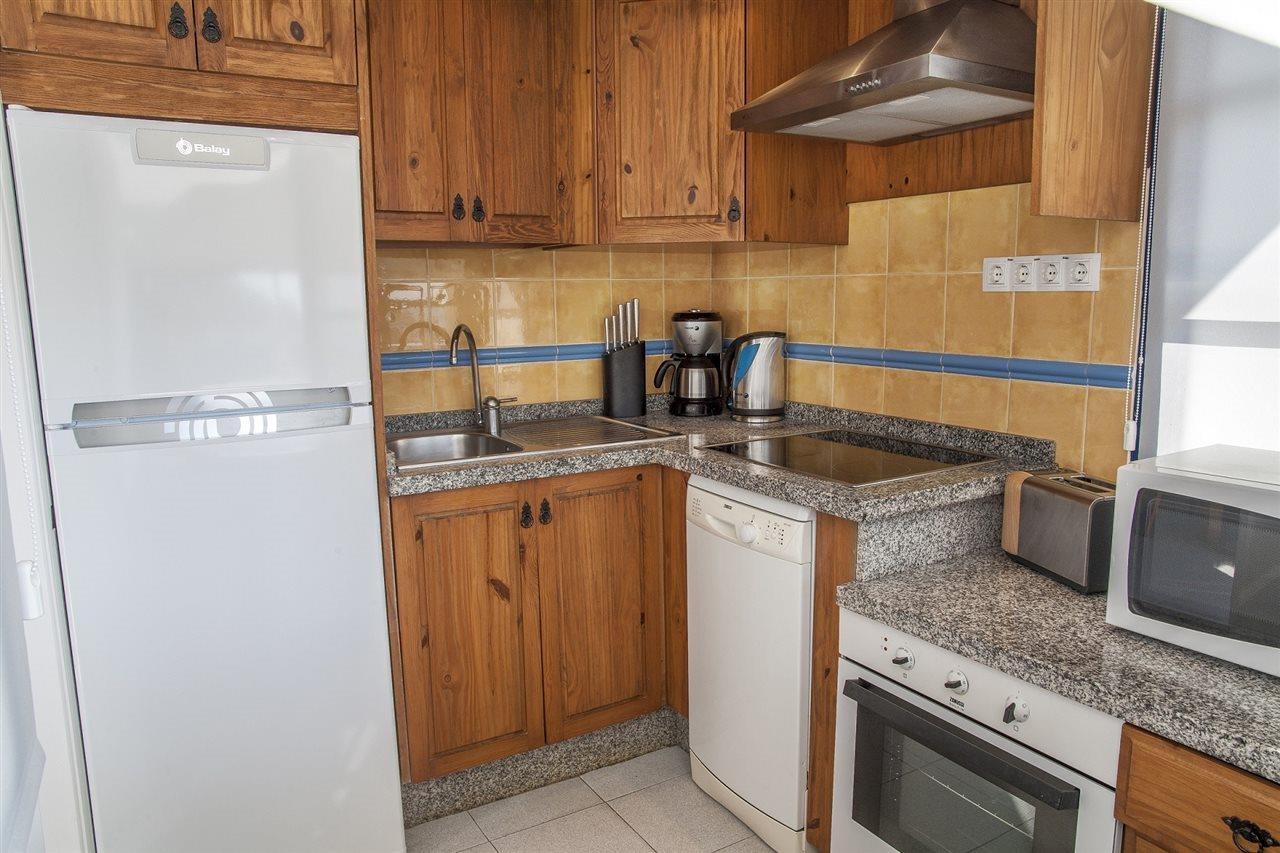 Club Cala Blanca Apart-hotel 3*